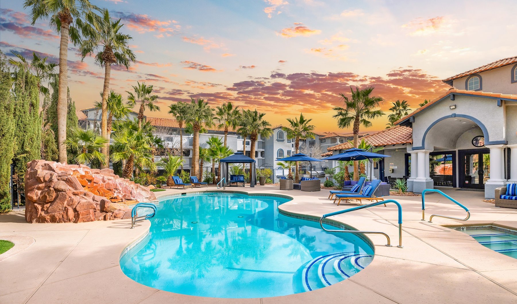 outdoor swimming pool
