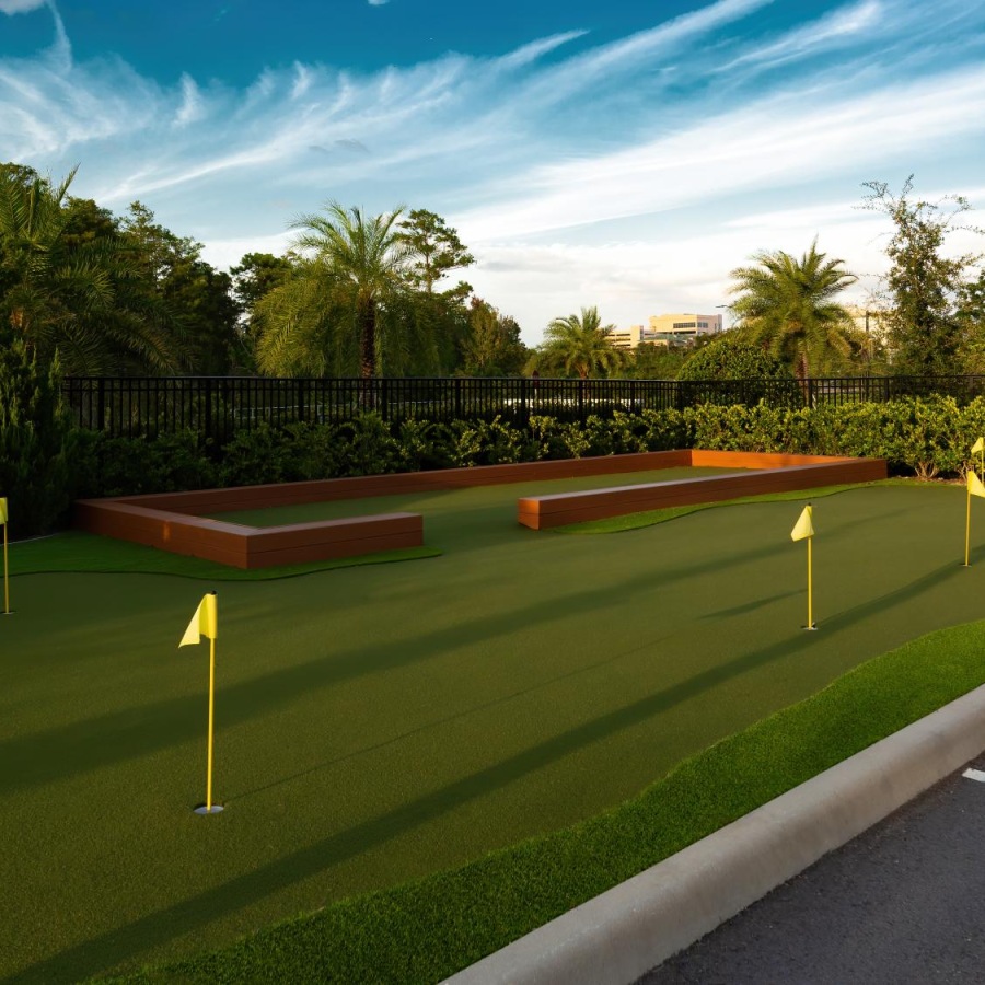 Practice Golf Green large putting green