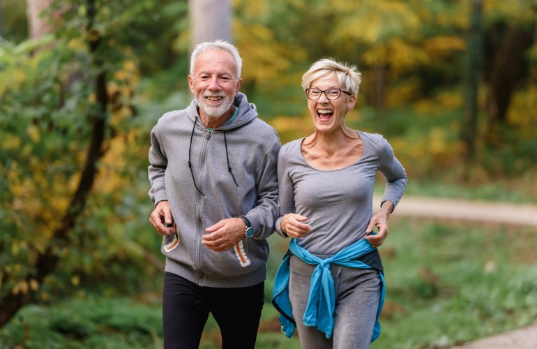 Safe Fitness Ideas for Seniors in the Winter