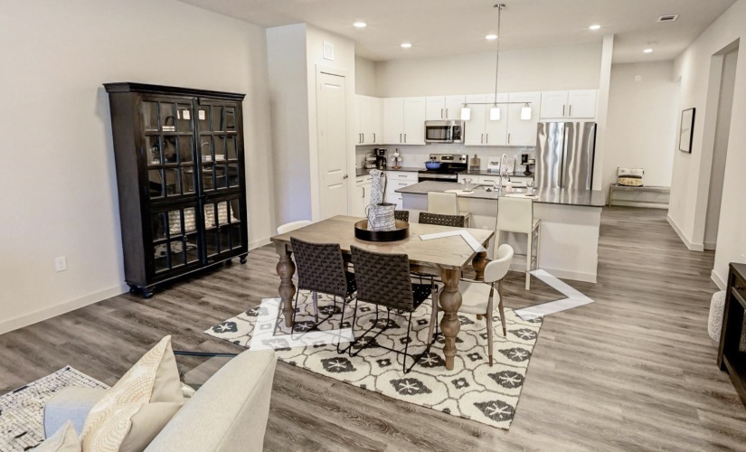 Overture River District apartment photo