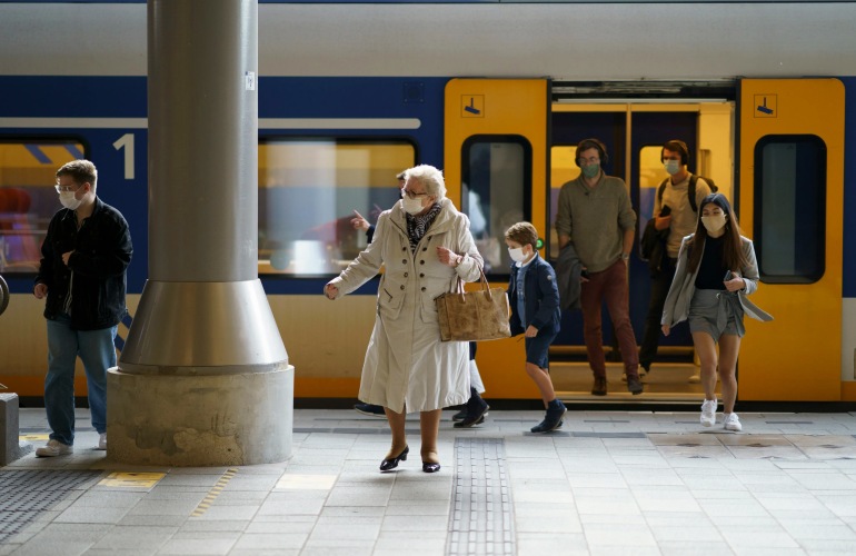 People exiting a bus