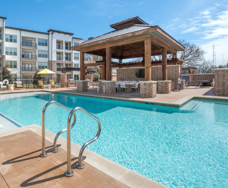 Large swimming pool with spa