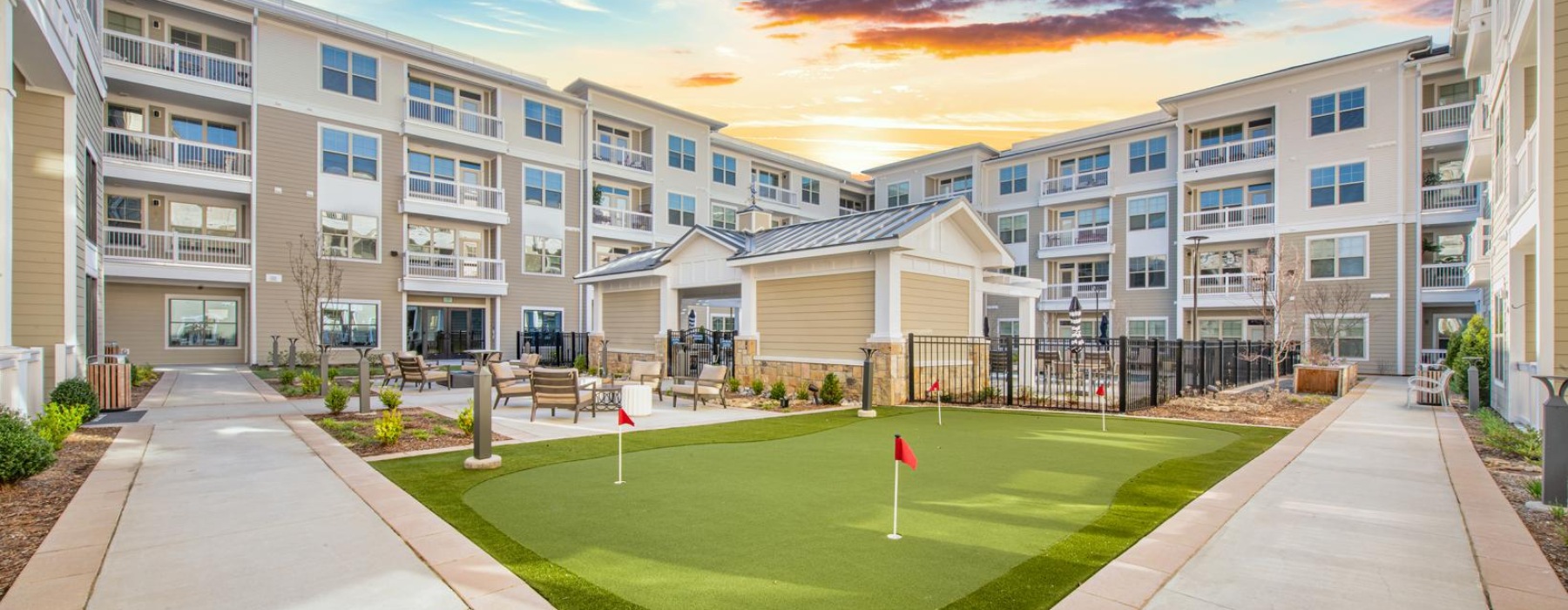 Large putting green located in the courtyard